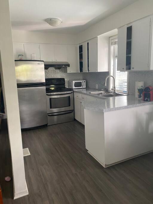 4 Bedroom Upper Level Kits