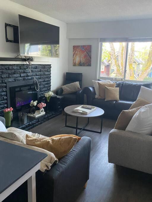4 Bedroom Upper Level Kits Holiday home *